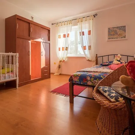 Prázdninový dům House Nina Valtura