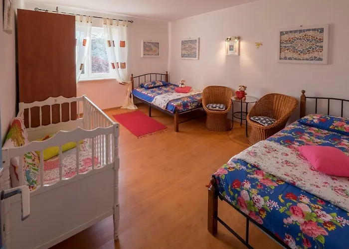 Ferienhaus House Nina *